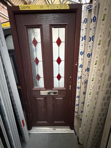 Showroom composite front - composite,