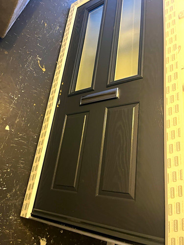 Black composite single front - black,